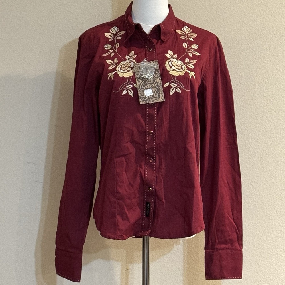 Rodeo Carte Womens Western Shirt M NWT Embroidered Roses Pearl Snap Burgundy